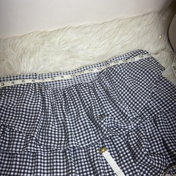 The native one ruffle gingham top large - Picture 6 of 6